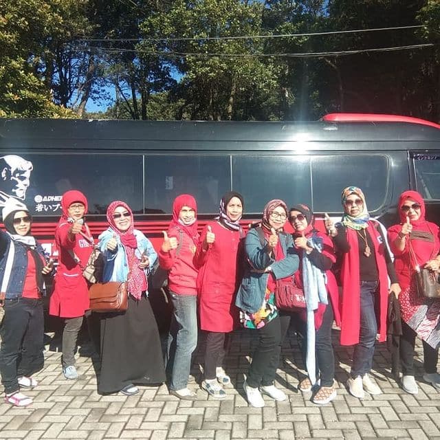Sewa Elf di Cikarang